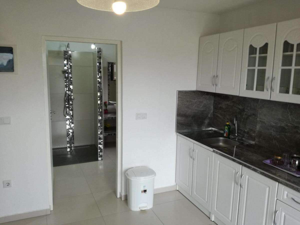 Apartmani Natura Sanski Most Exterior foto